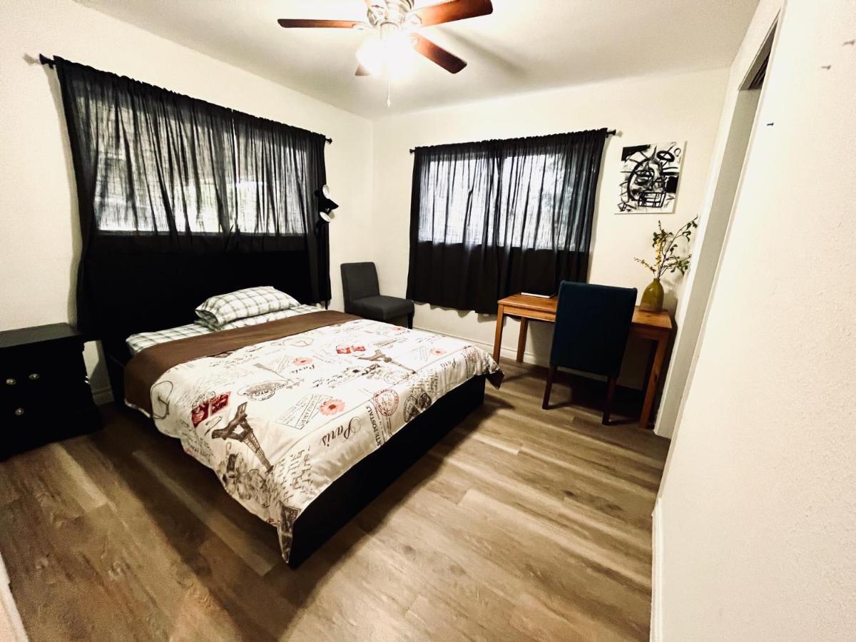 Cozy Private Bed & Bath Near Medical Center, Galleria And Dt Х'юстон Екстер'єр фото